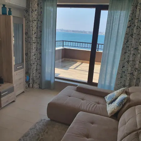 Apartment Сдам Квартиру На Первой Линии Моря В Городе Несебр *